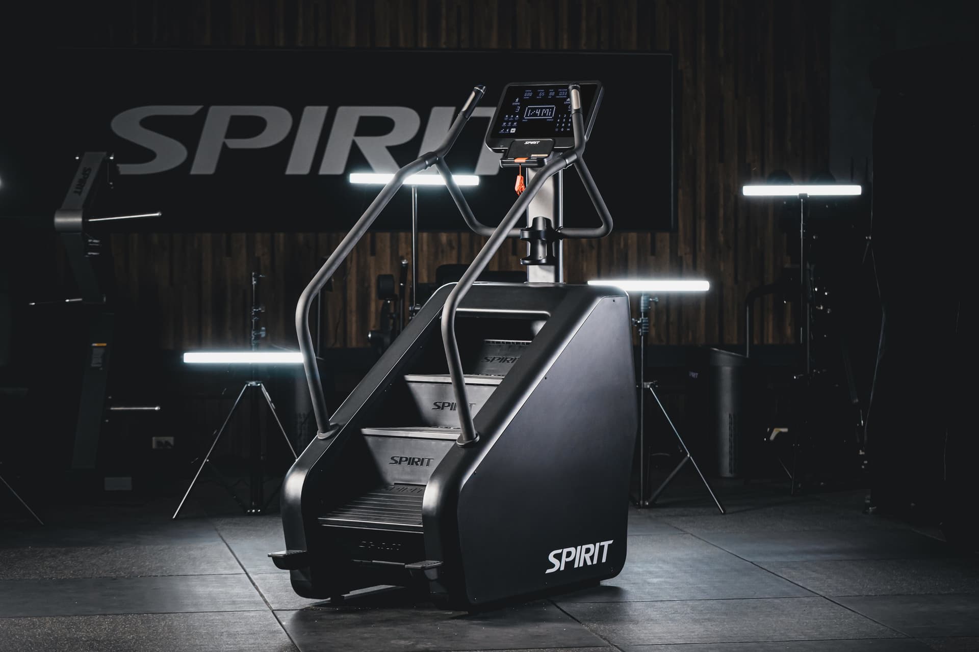 Spirit CSC980 Stair Climber, additional view 3 available at Veltron Fitness
